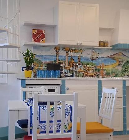Donna Sicilia 2 Apartment Giardini Naxos Luaran gambar
