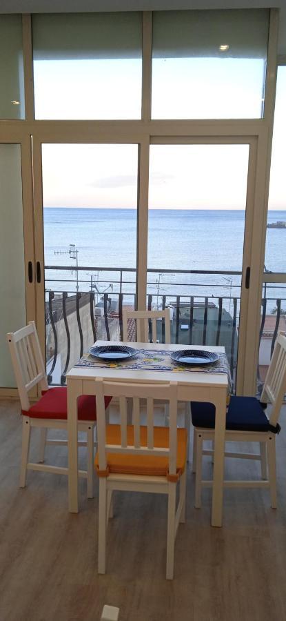 Donna Sicilia 2 Apartment Giardini Naxos Luaran gambar