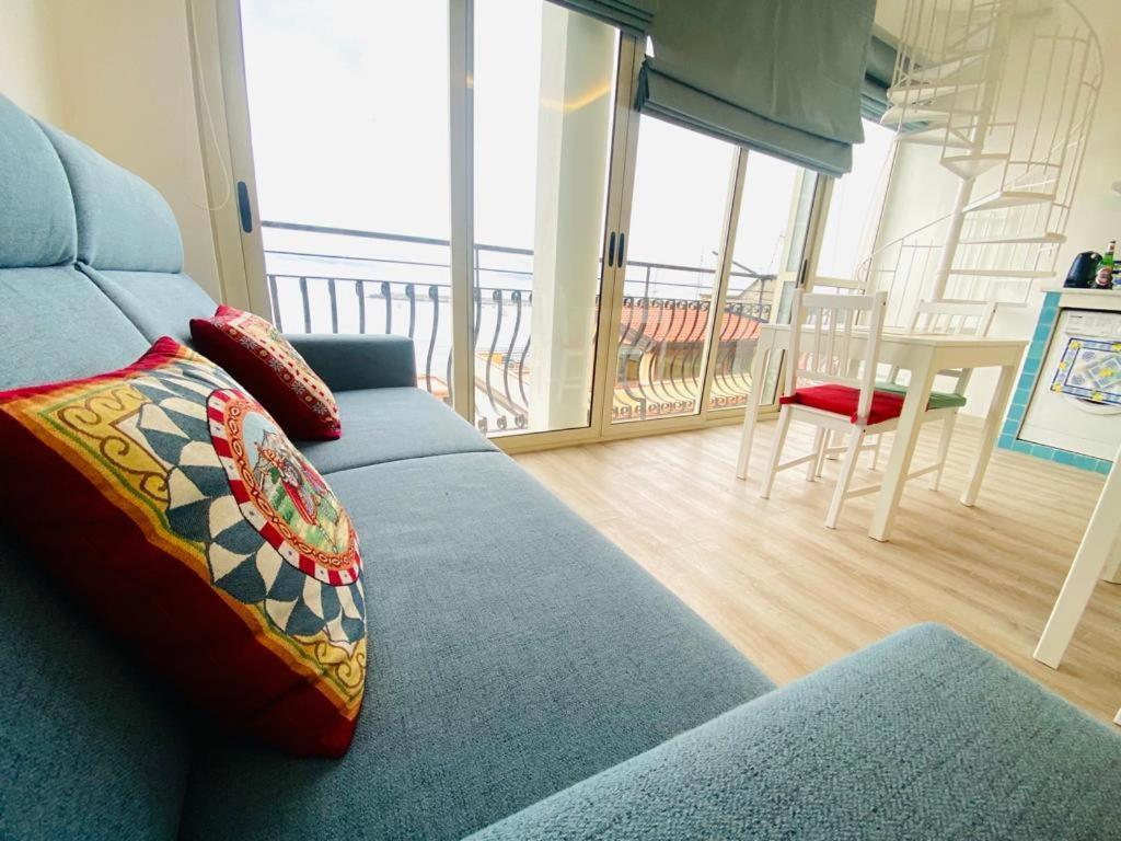 Donna Sicilia 2 Apartment Giardini Naxos Luaran gambar
