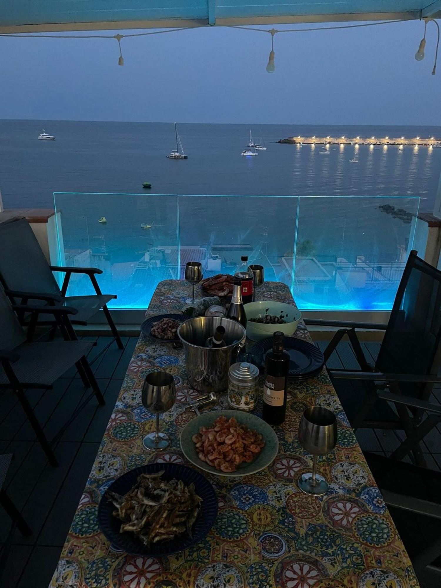 Donna Sicilia 2 Apartment Giardini Naxos Luaran gambar